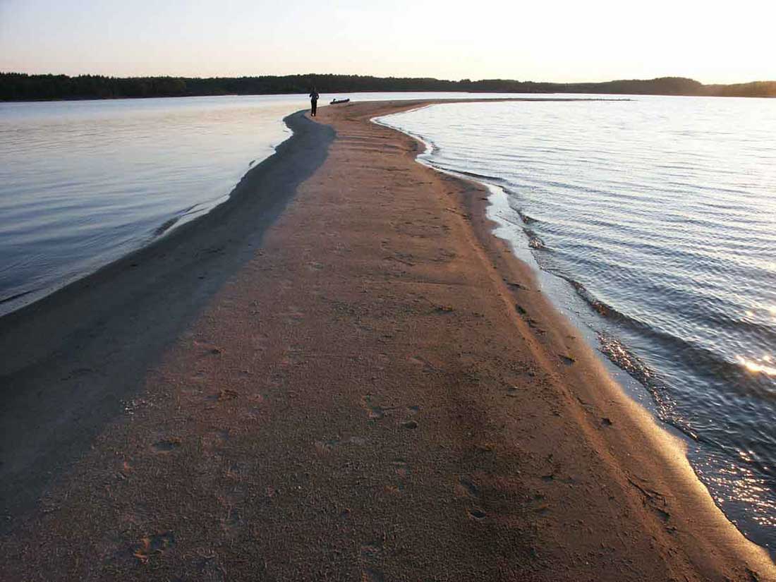 Песчаная коса на Пальеозеро Карелия